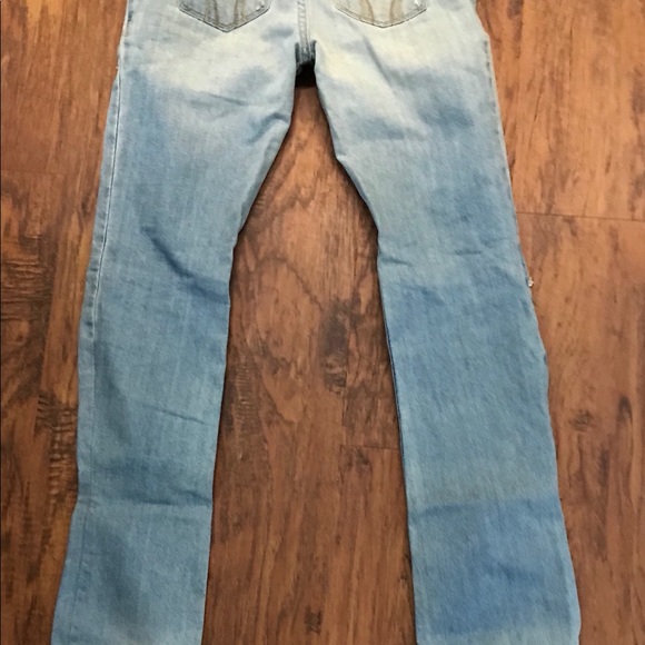 Distressed SKU # 55096412 - Picture 5 of 7